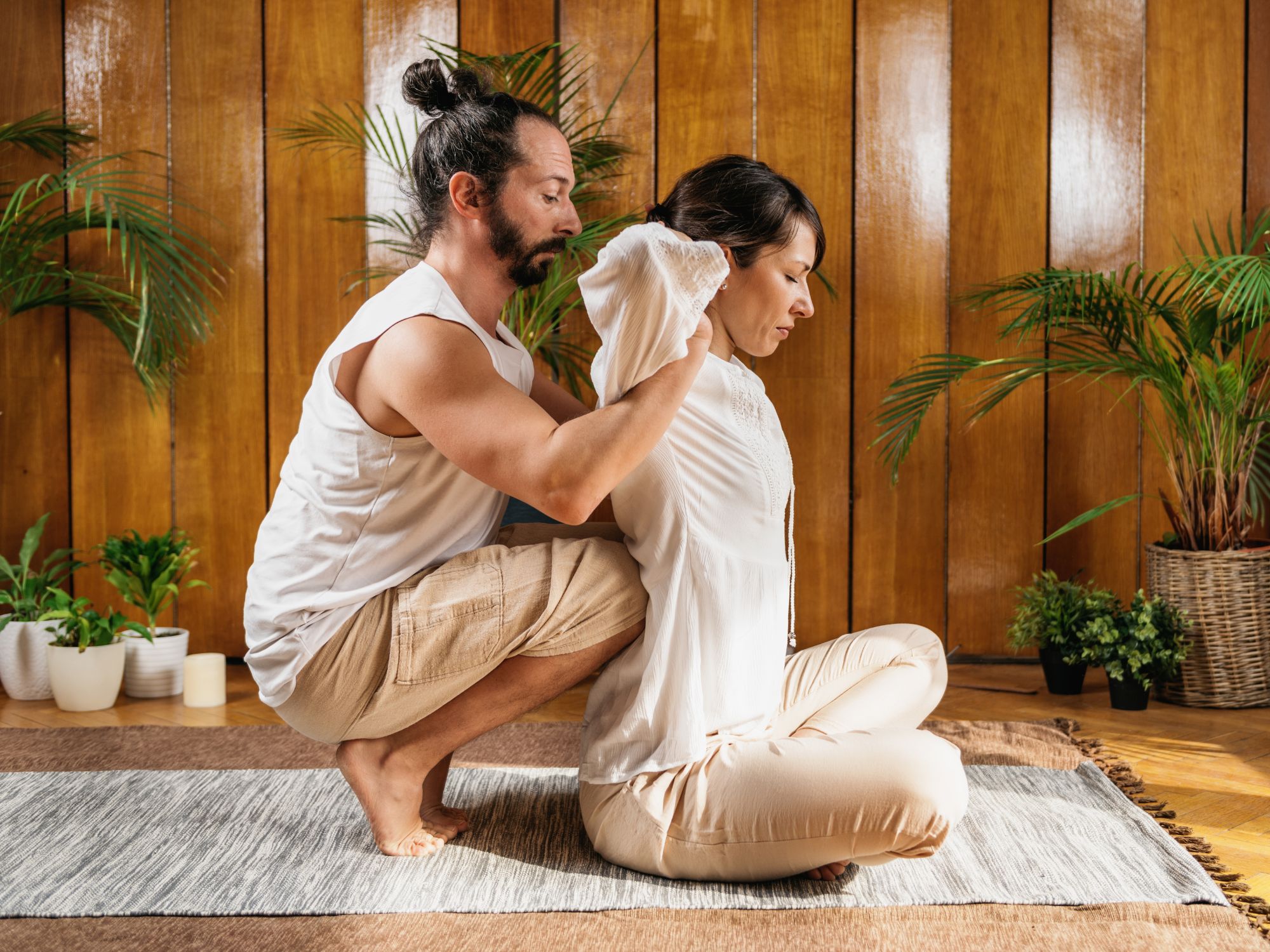 Thajská jógová masáž